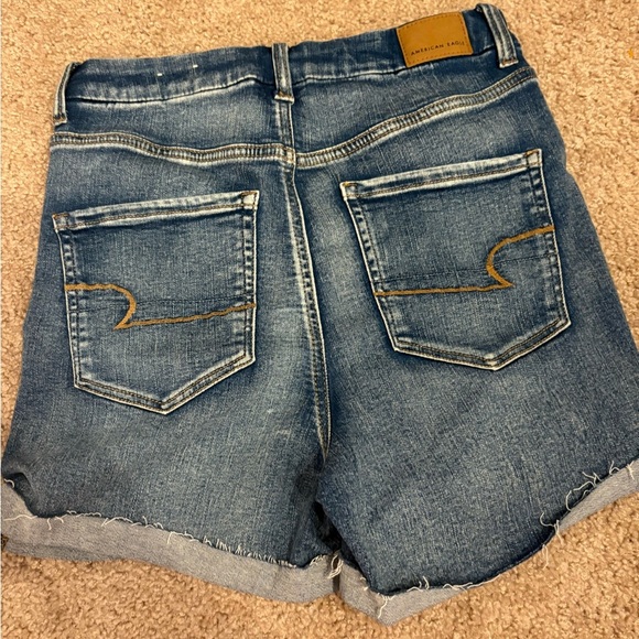 American eagle hi-rise shortie dark distressed jean short size 10 - Picture 2 of 4